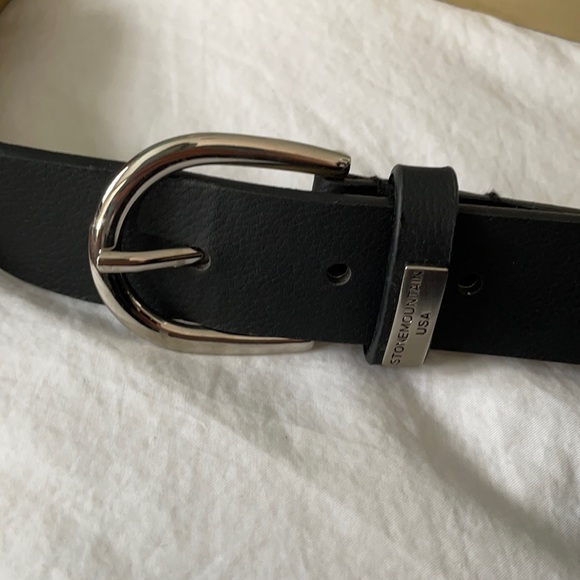 ✨50% off when bundled✨STONE MOUNTAIN - BELT BAG - Picture 3 of 5